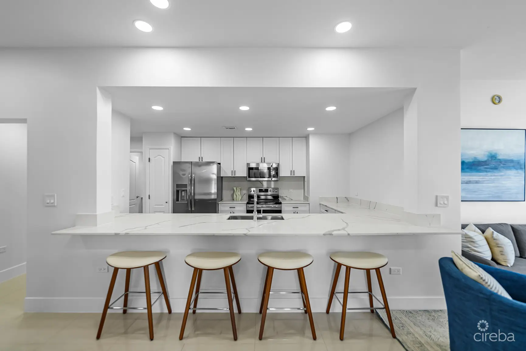 1739451790TurtleCoveweb