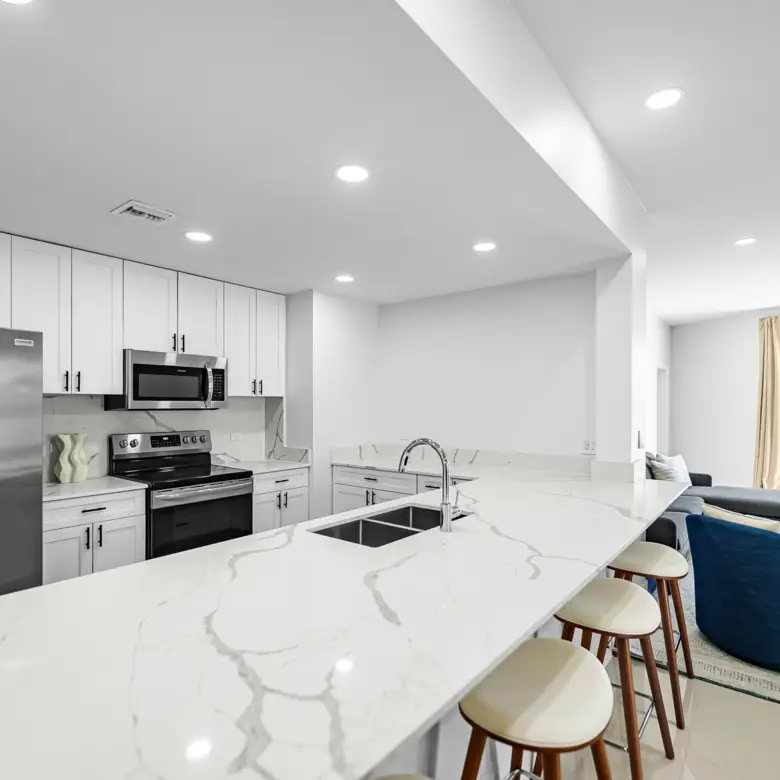 1739452152TurtleCoveweb