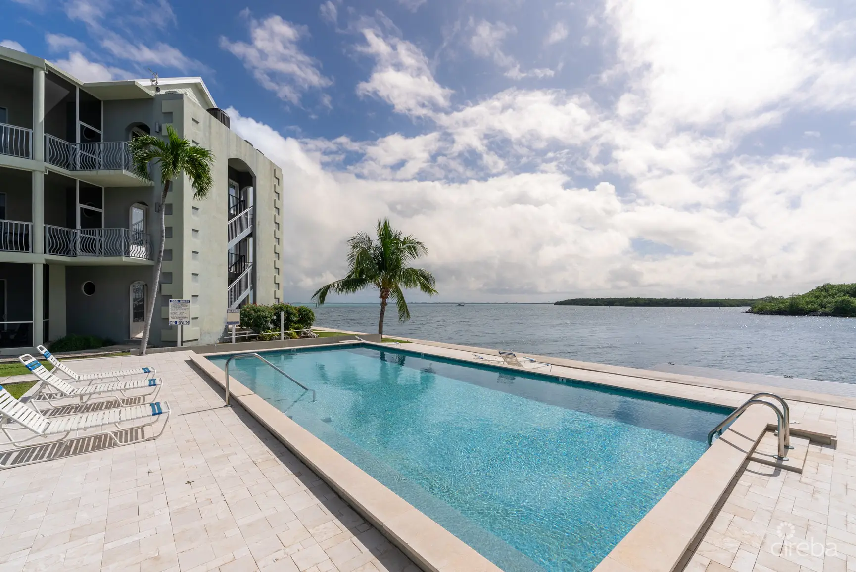 1739452794TurtleCoveweb