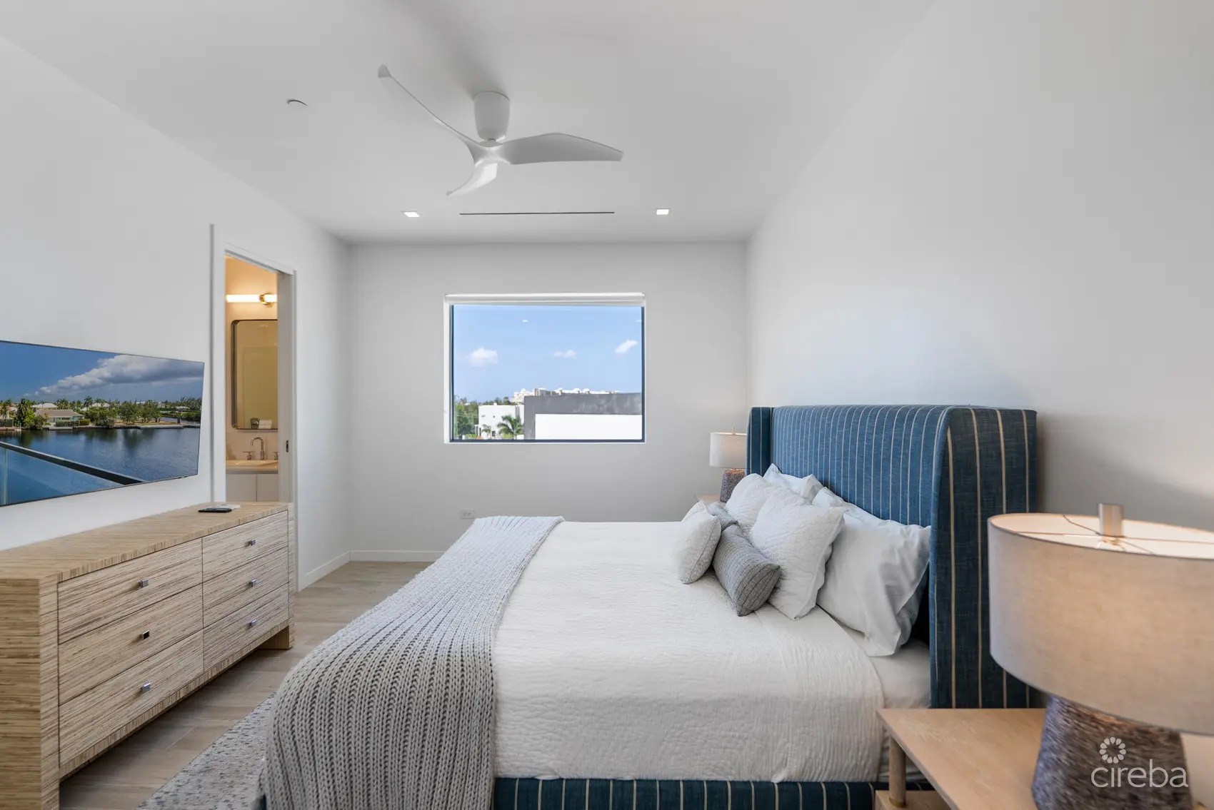 1741568306OneCanalPoint535Web