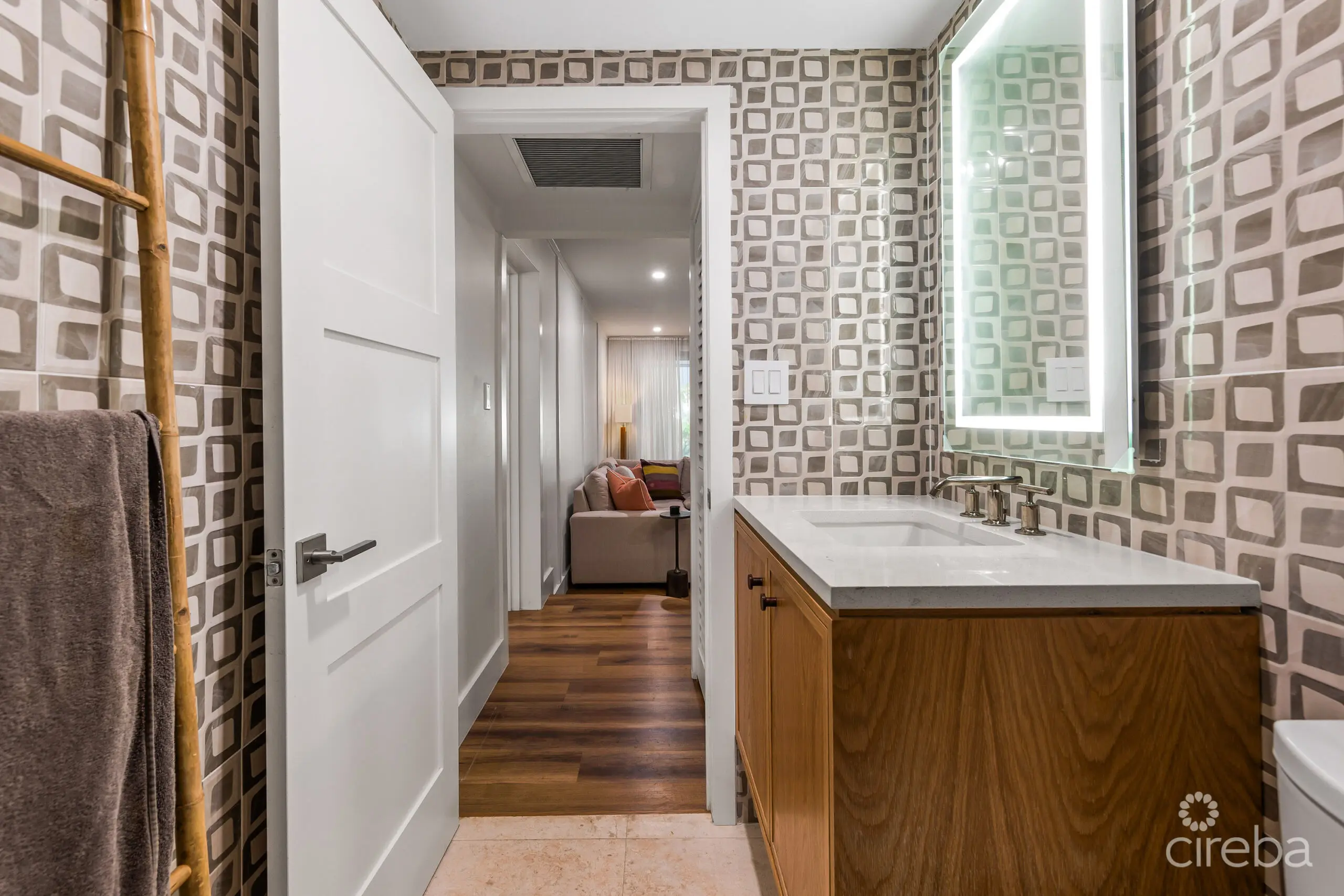 20260316103447 494 pappagallo