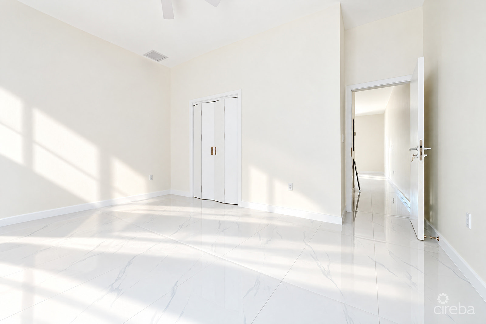 20260930110407 C21 Yoana North Palm Heights25