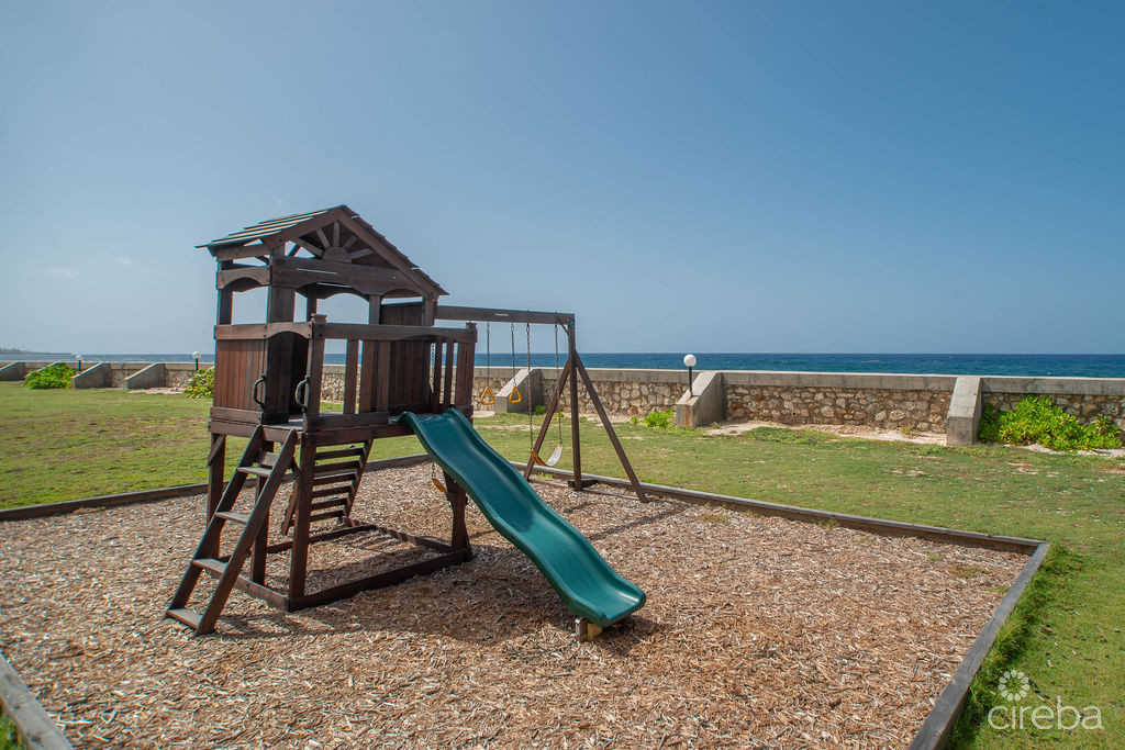 1750453416321OceanClubtrident