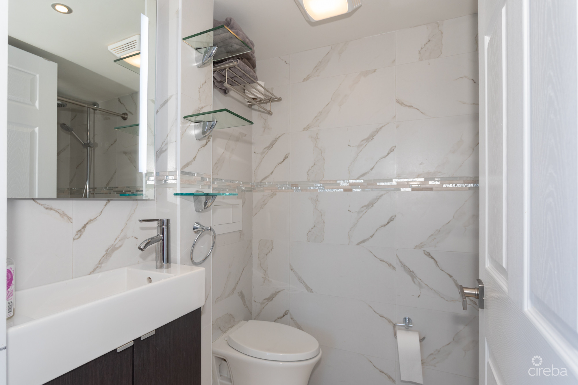 1754082482820210716 CaymanReef30 40SIR