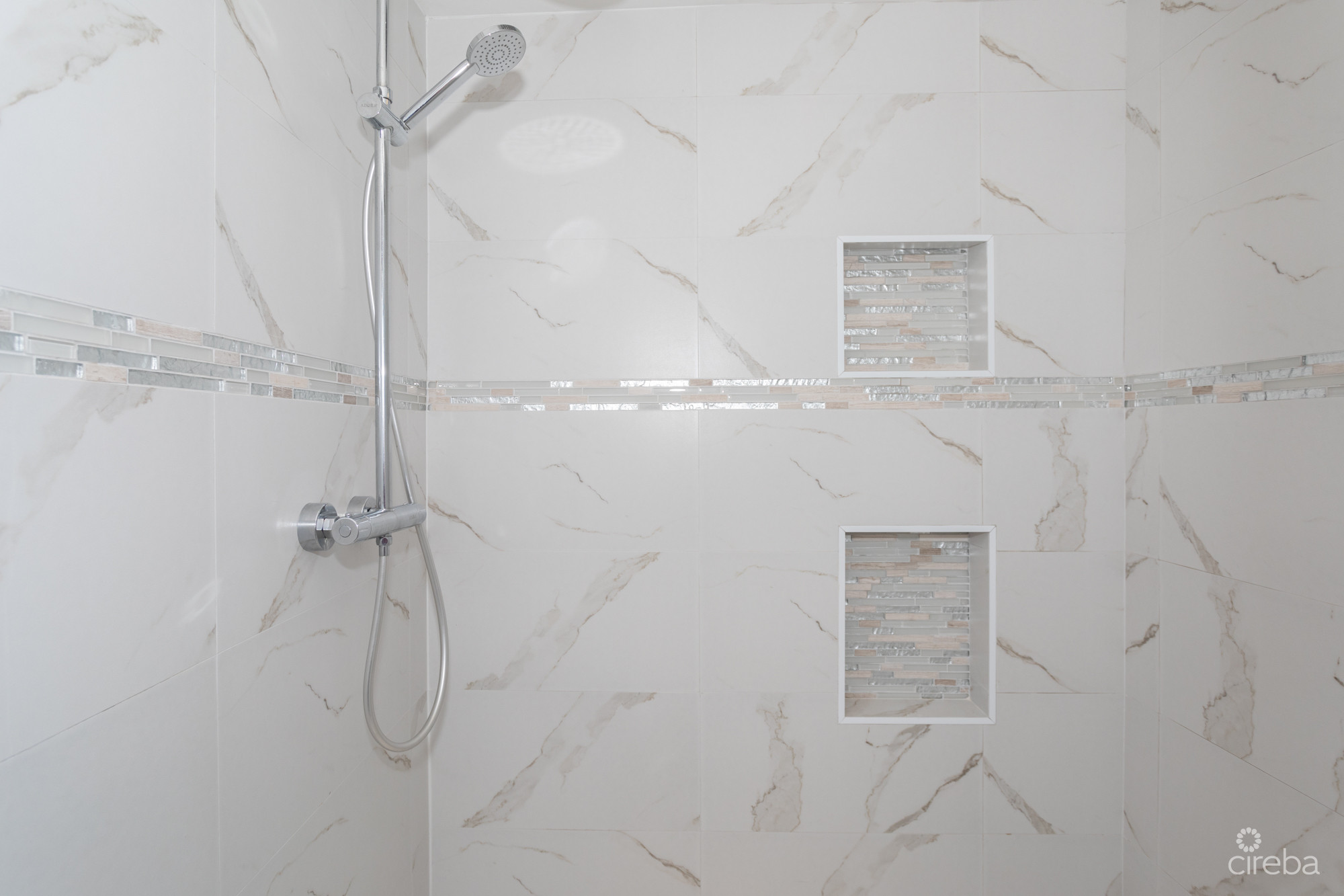 1754082482920210716 CaymanReef30 35SIR