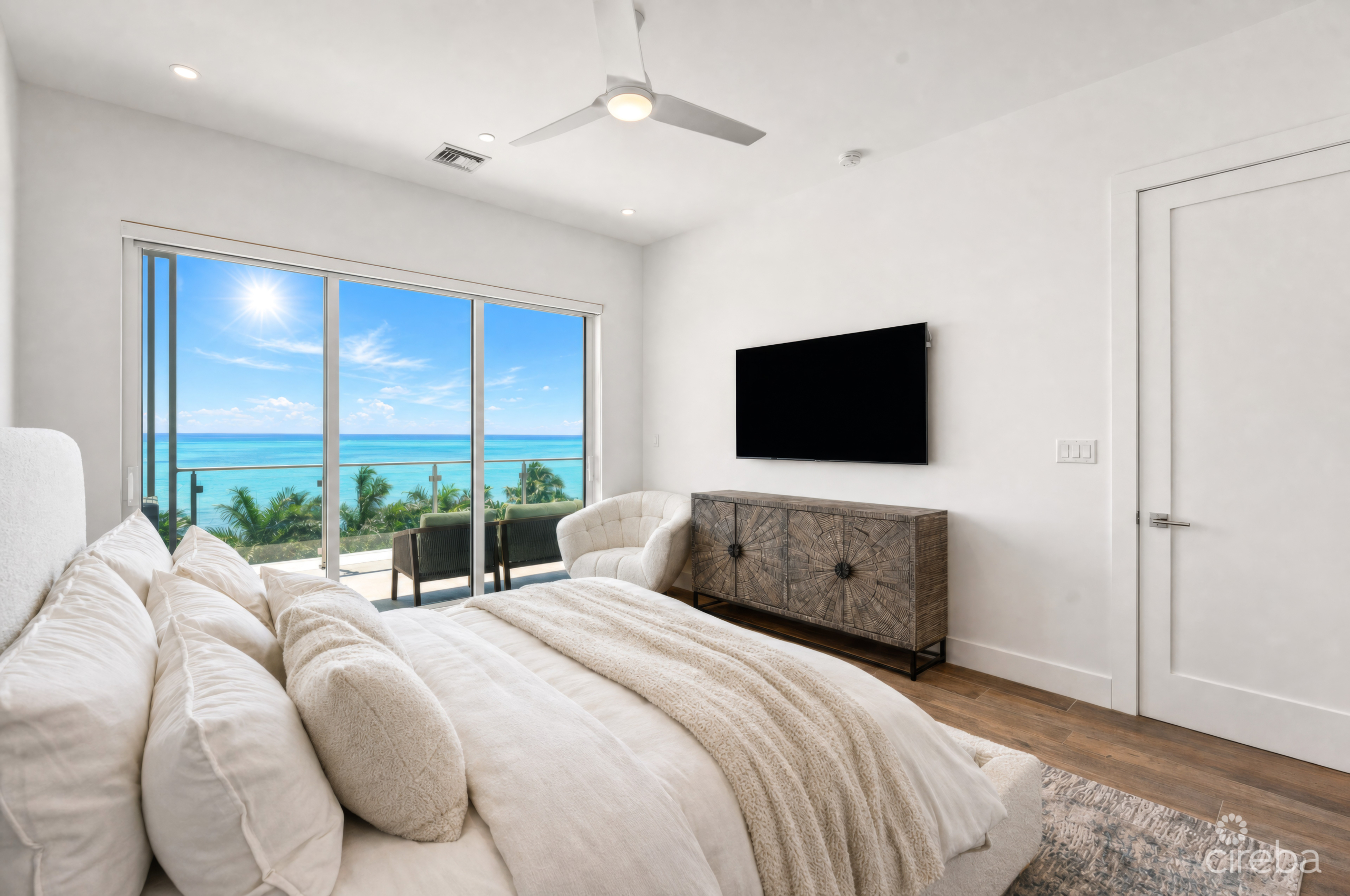 20260721114040 29 AURA 404 PENTHOUSE