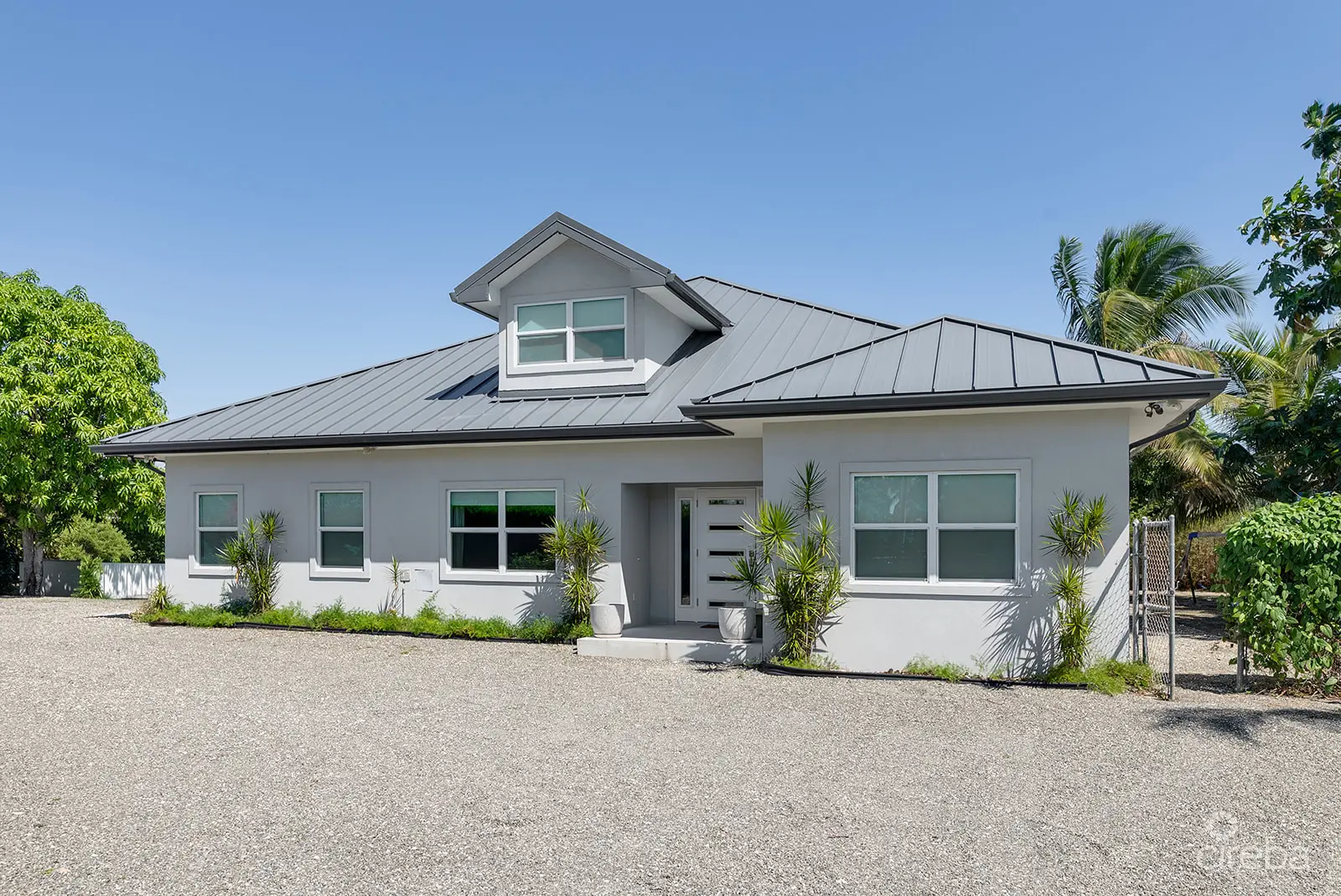 20260303151934 Lustrous Court26