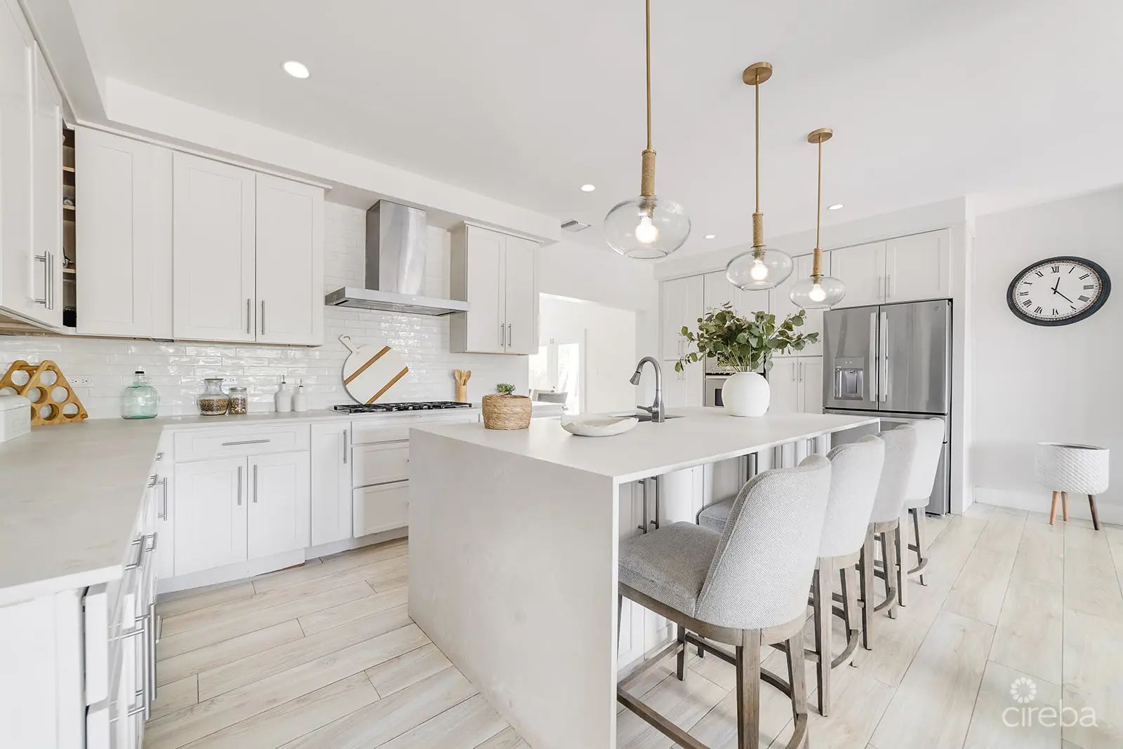 20260303152544 Lustrous Court4