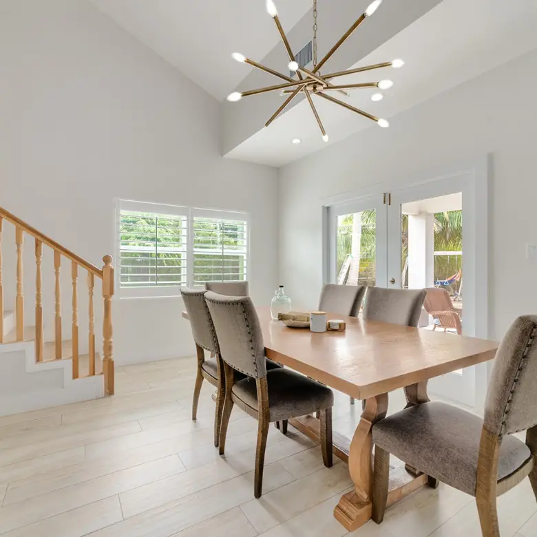 20260303152800 Lustrous Court5