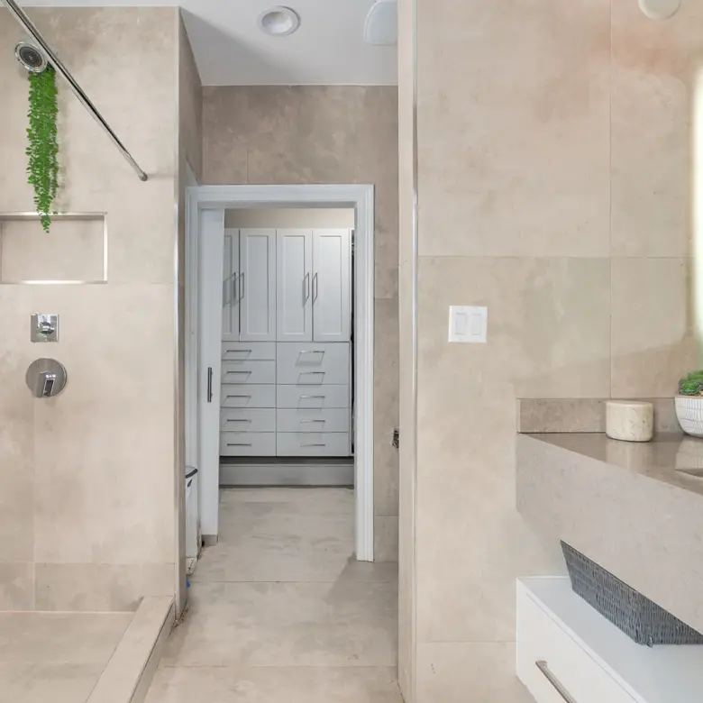 20260303153256 Lustrous Court11