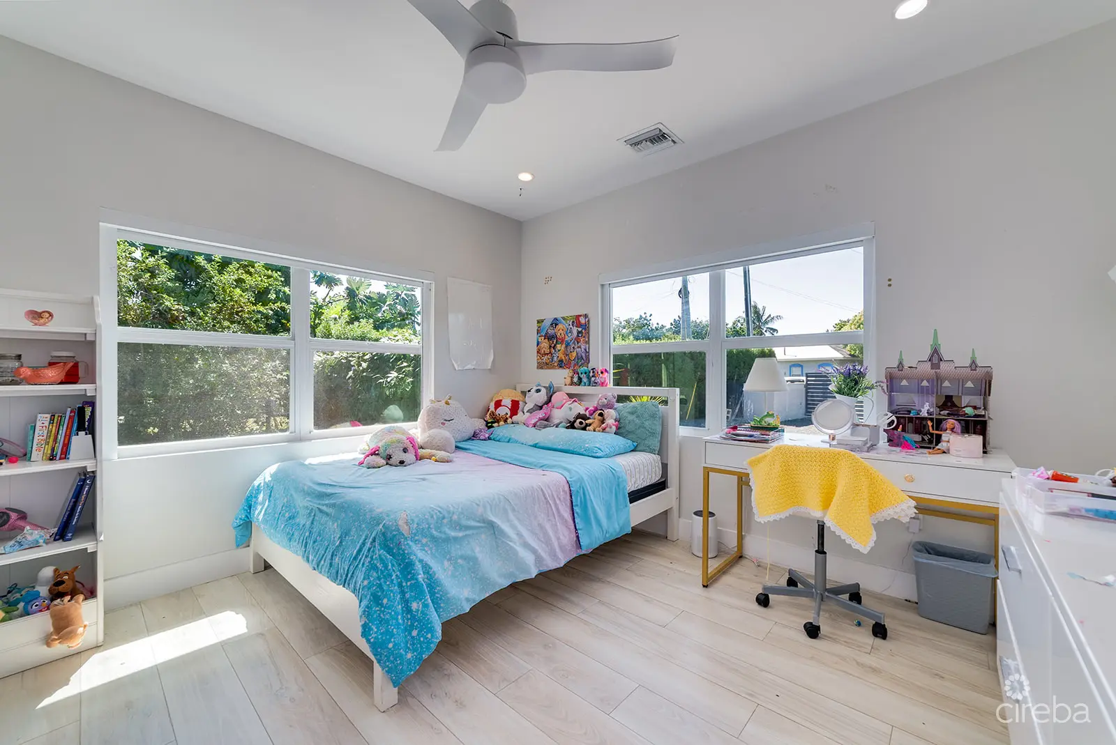 20260303153409 Lustrous Court15