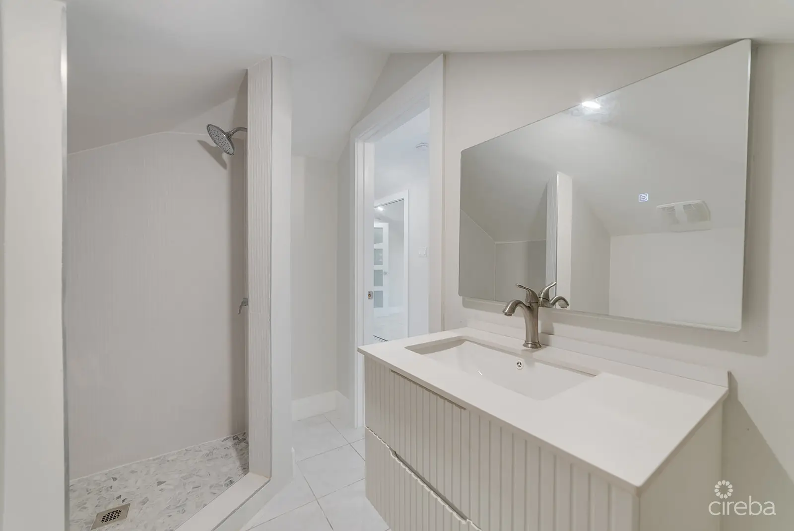 20260303153807 Lustrous Court20