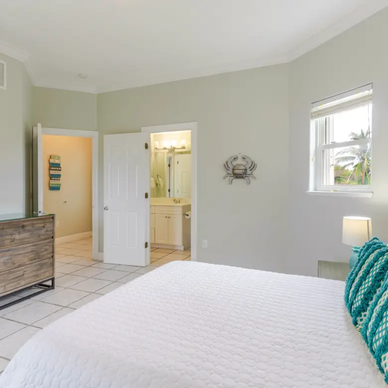 20260324104306 bedroom guest