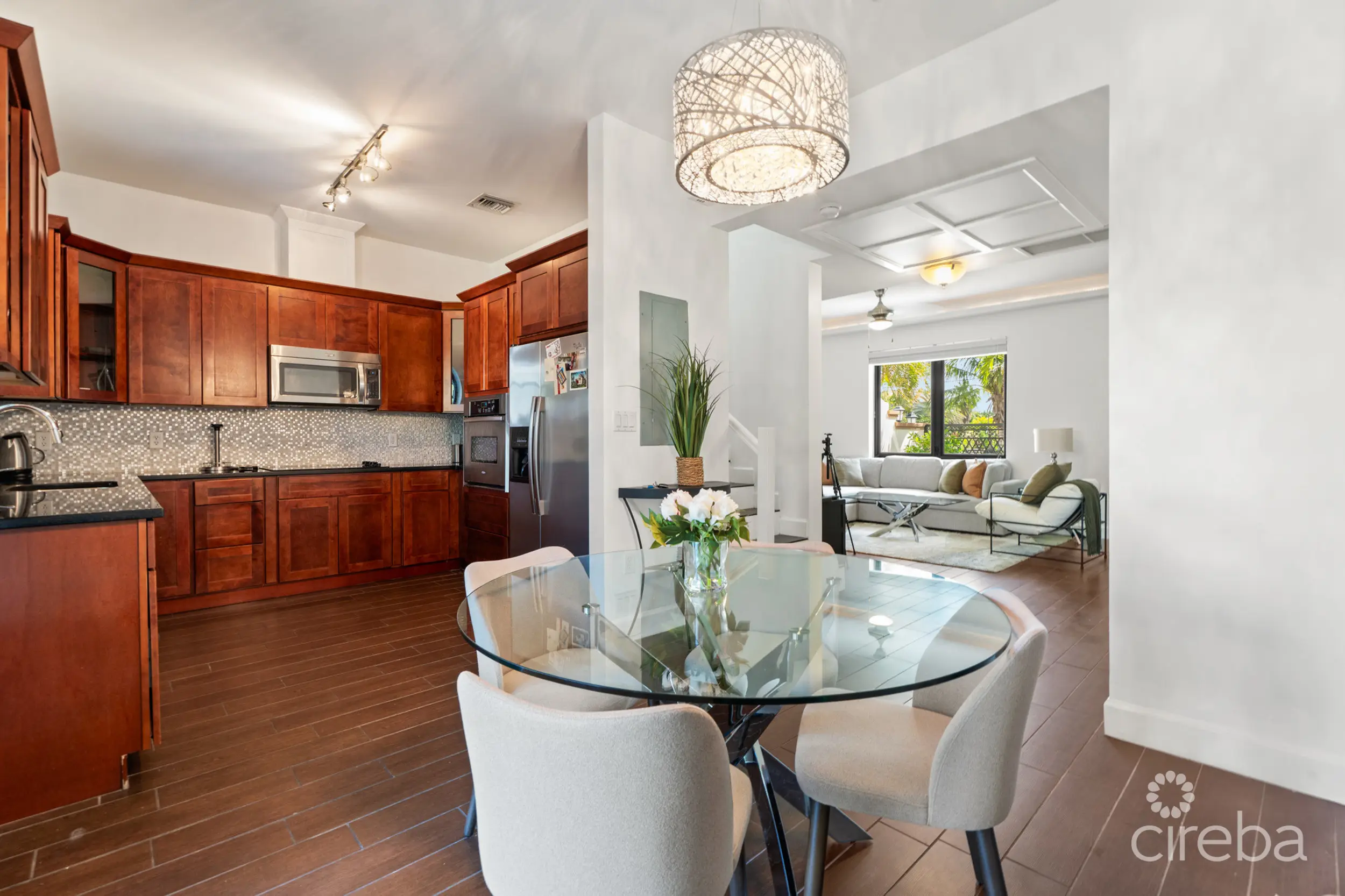 20260325214011 20 20260306a7408921