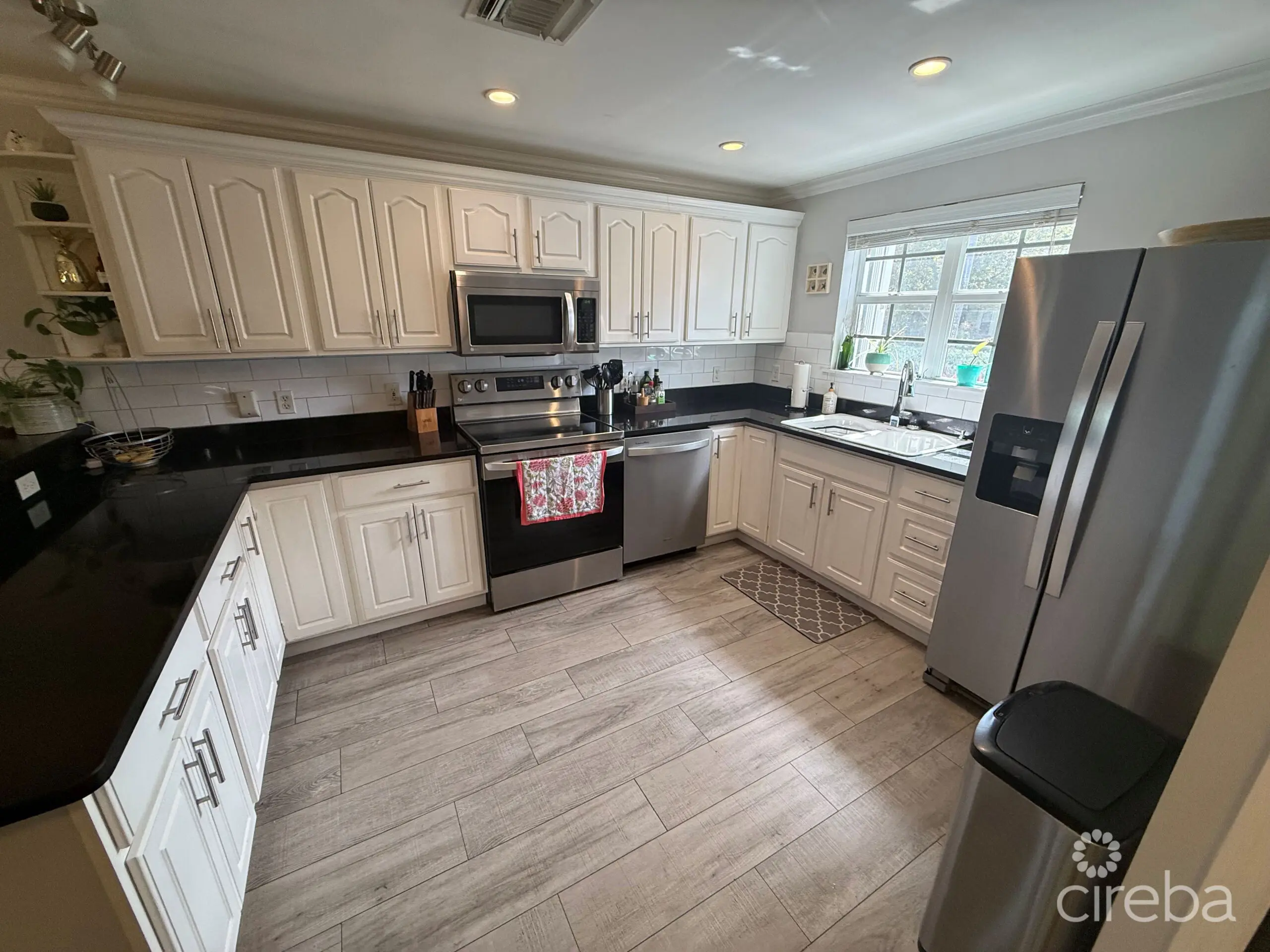 20260326190844 kitchen