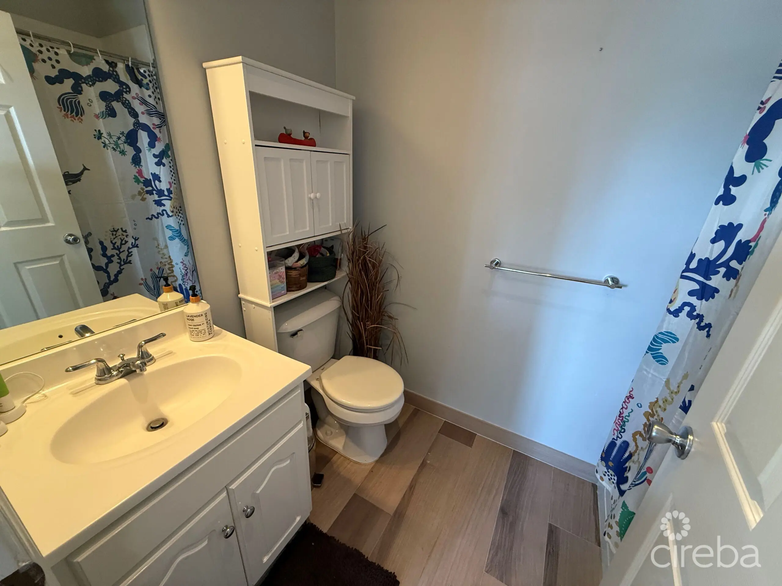 20260326190925 kids bath