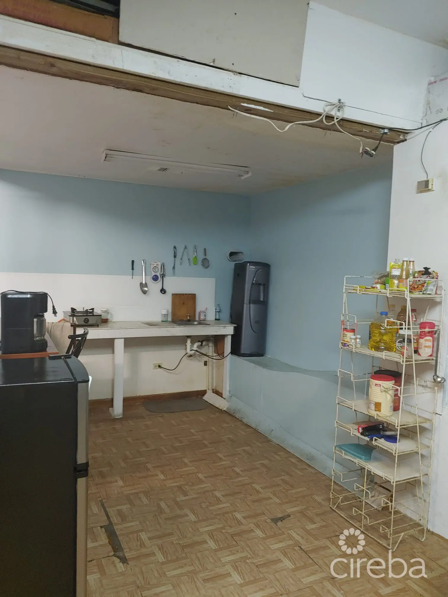 20260327123205 Upstairs main area