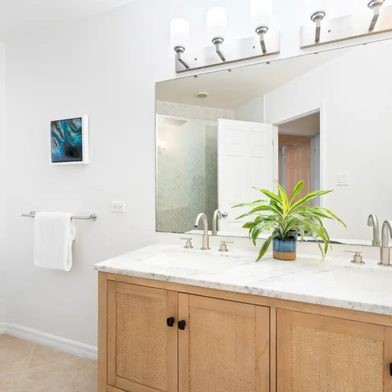 20260407144832 14Stefan PriorGregg ArnoldCayman Crossing 33 2 Bed TownhomeProperty Cayman Real Estate