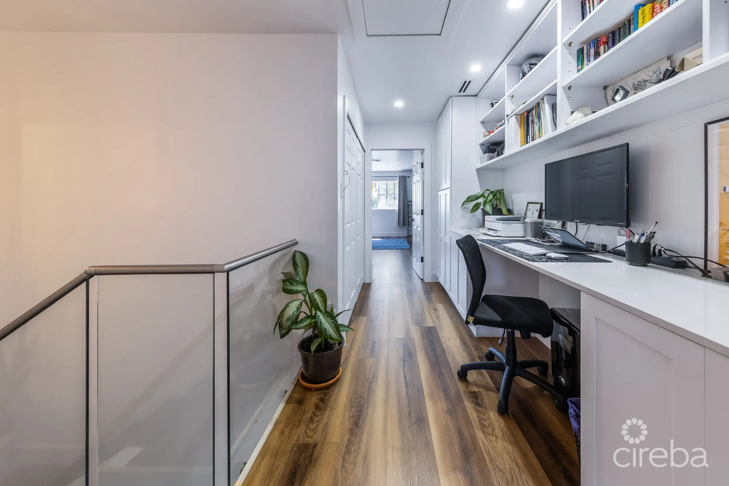 20260416124349 1076 lakeshore villas