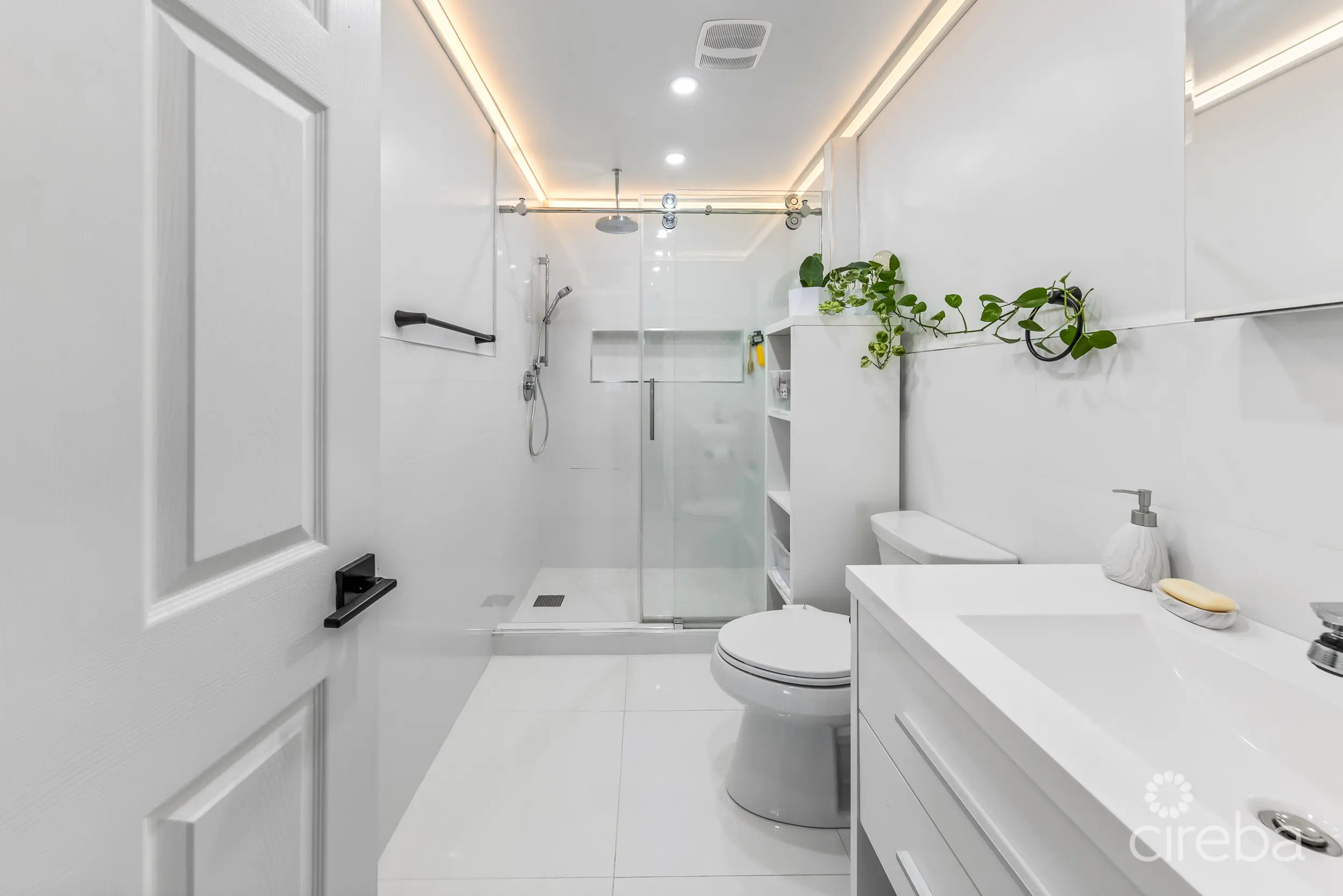 20260416124353 0796 lakeshore villas