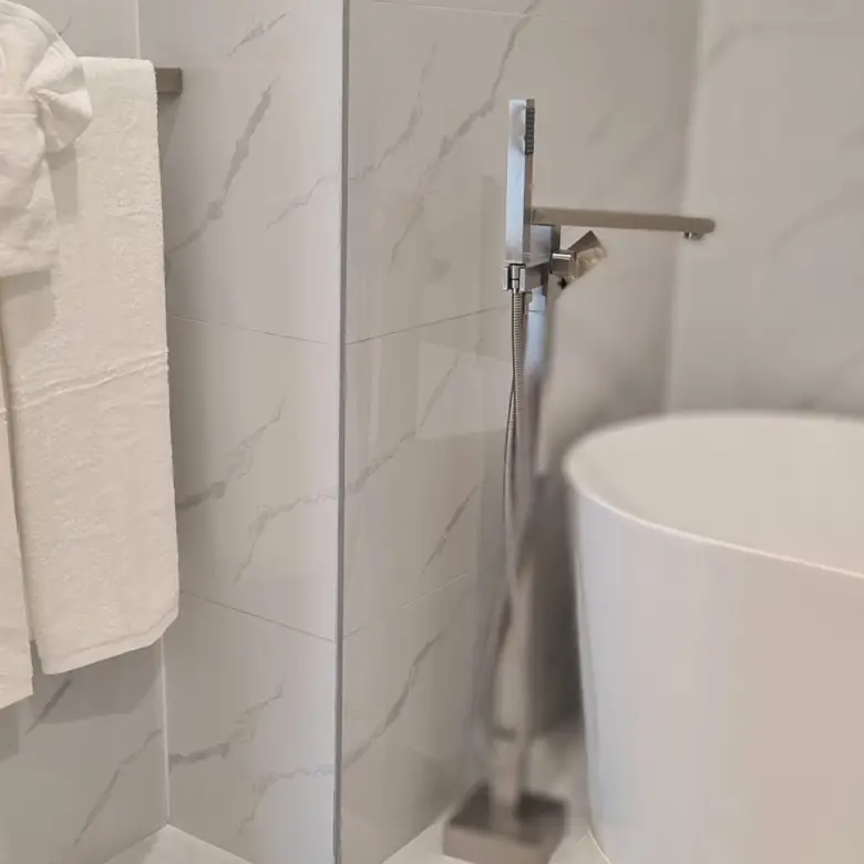 20260423111146 20260423110153 20250605