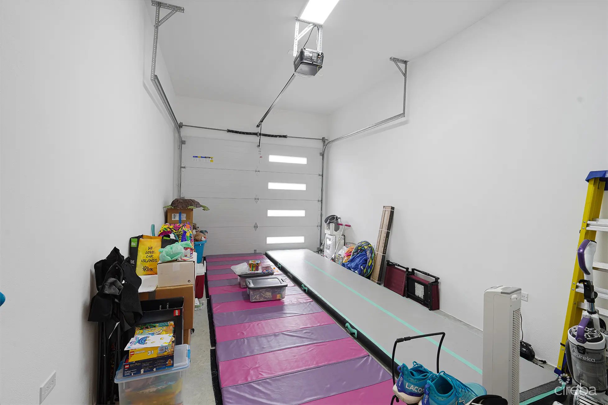 20260424122513 Lotus 14 Garage