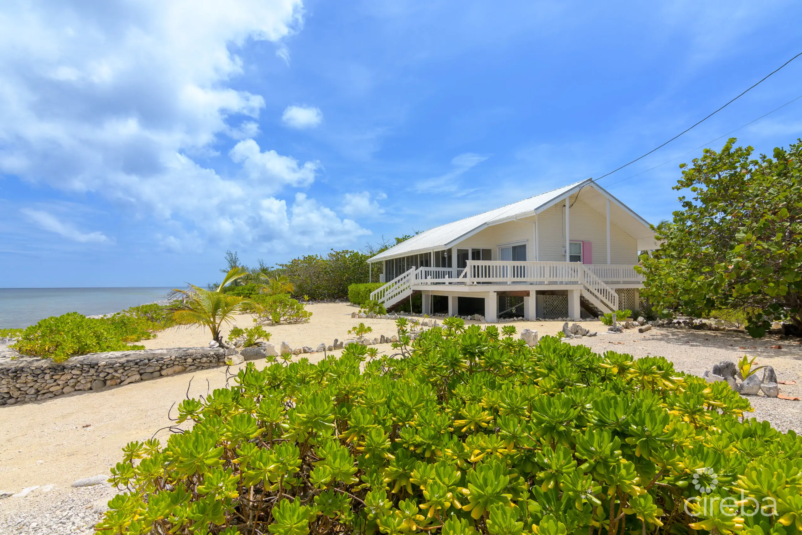 20260506092030 Palm Breezes 391 Stake Bay