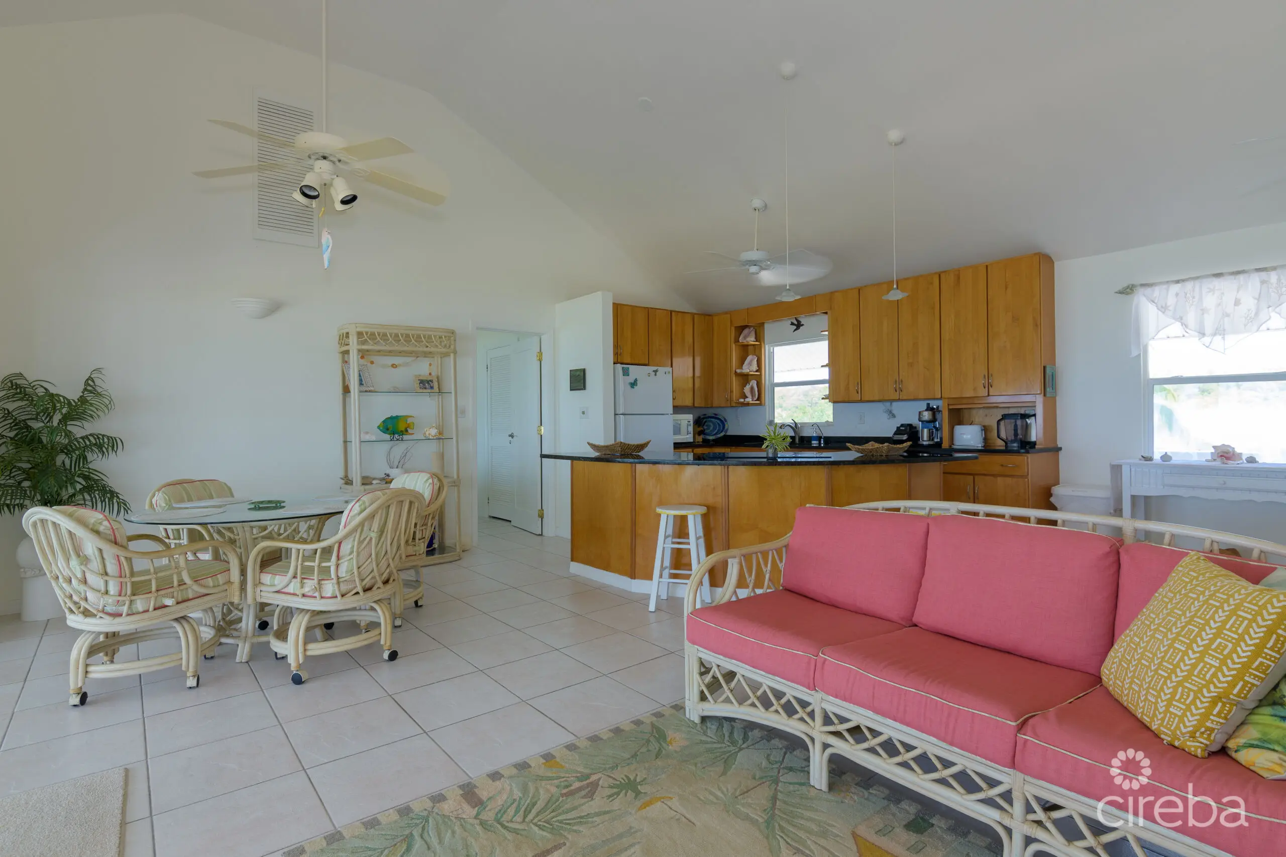 20260506092202 Palm Breezes 391 Stake Bay