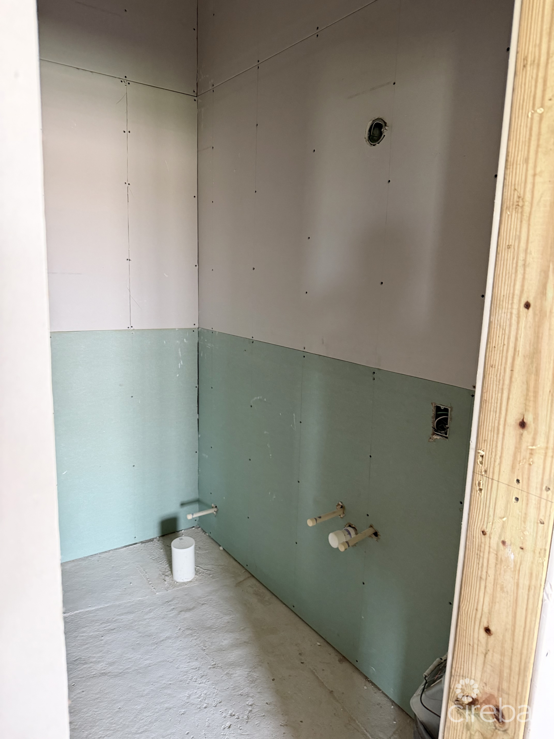 20260711145628 Upper sheetrock powder bath