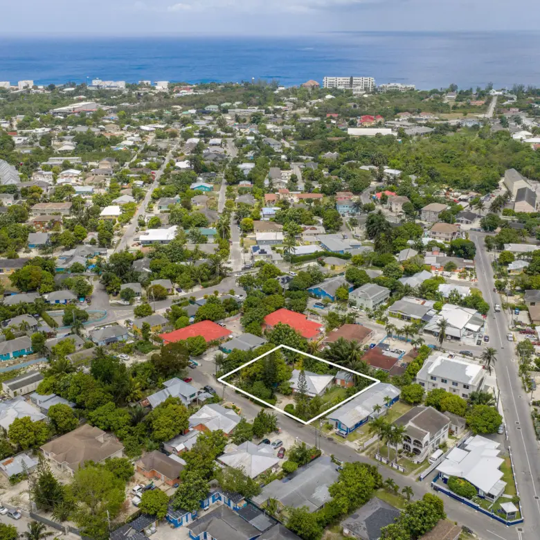 20260513224336 26 Fairfaxway Drone3 outline