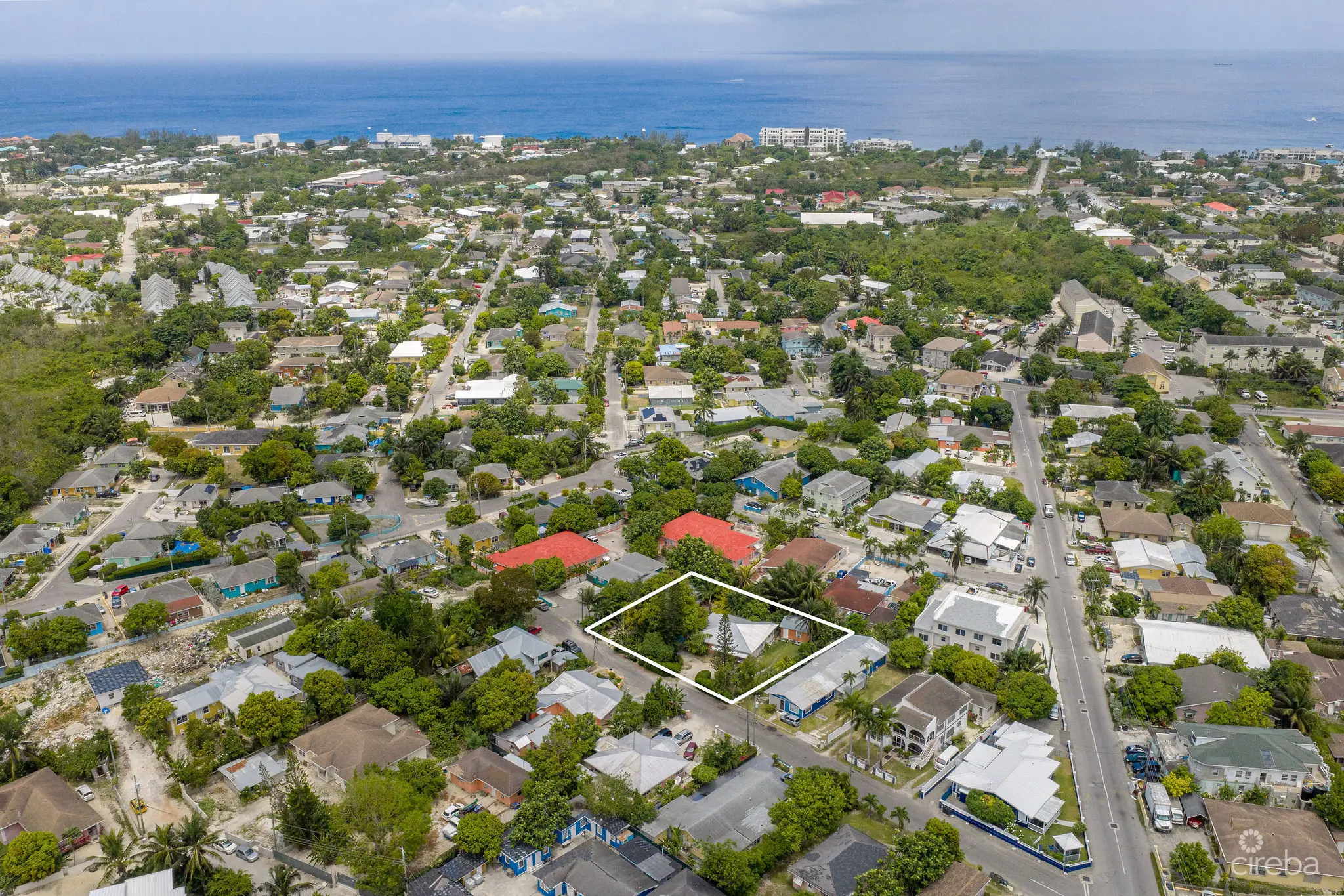 20260513224336 26 Fairfaxway Drone3 outline
