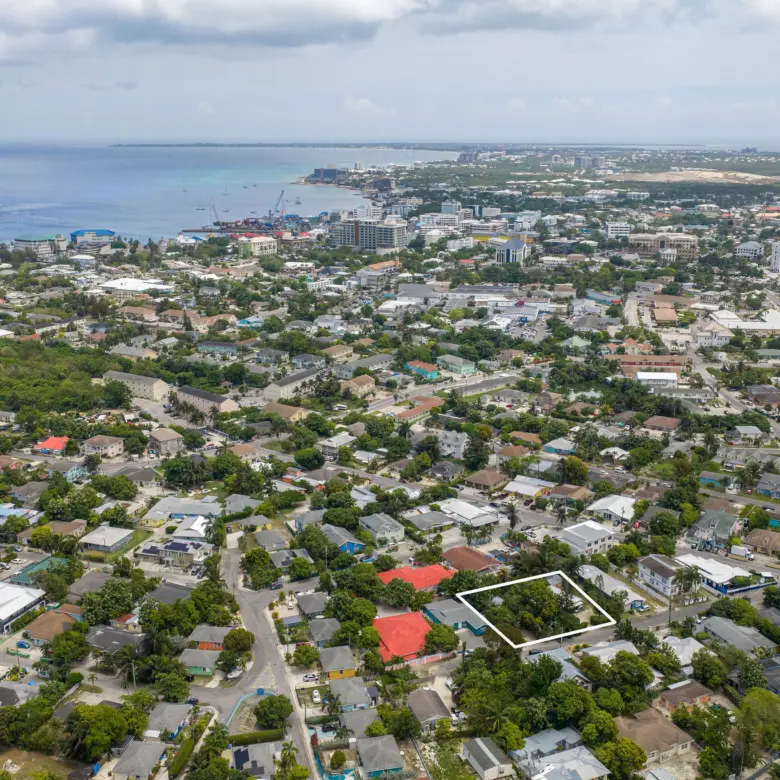 20260513224356 26 Fairfaxway Drone5 outline