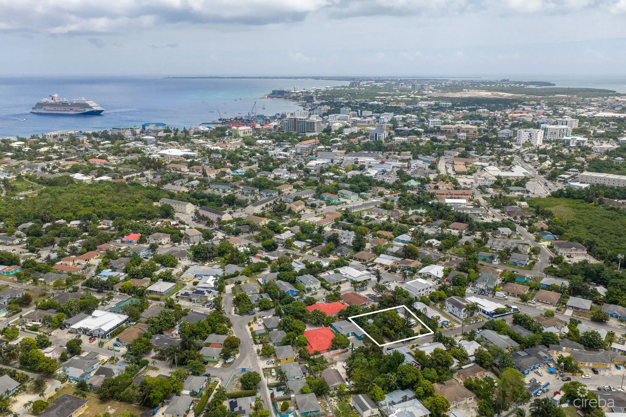 20260513224356 26 Fairfaxway Drone5 outline