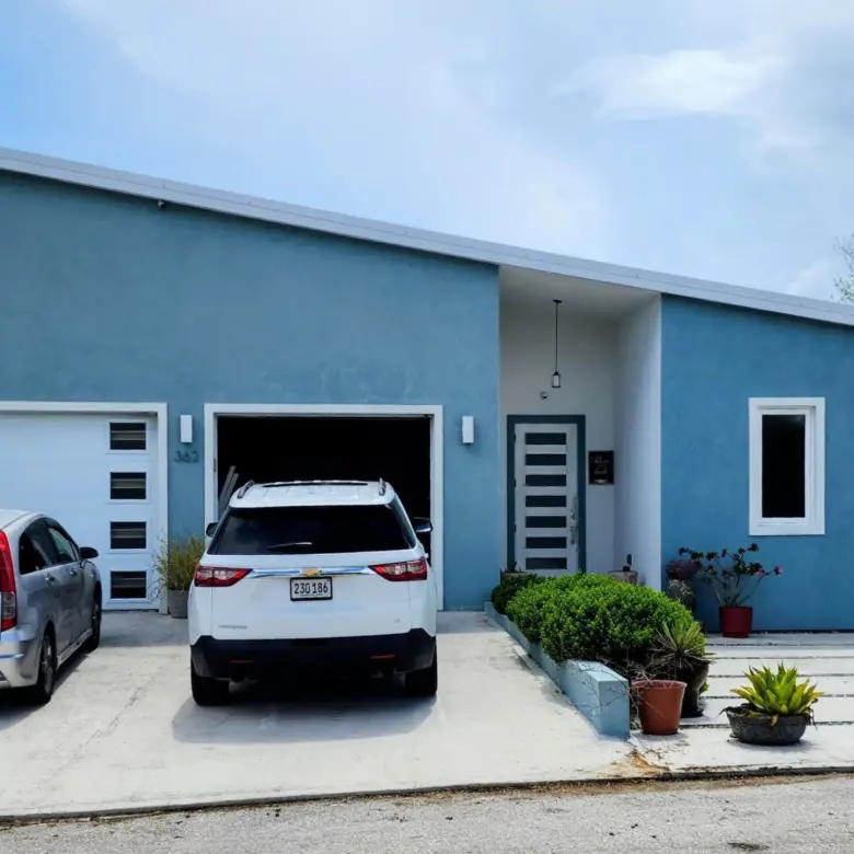 BEACH BAY HOME