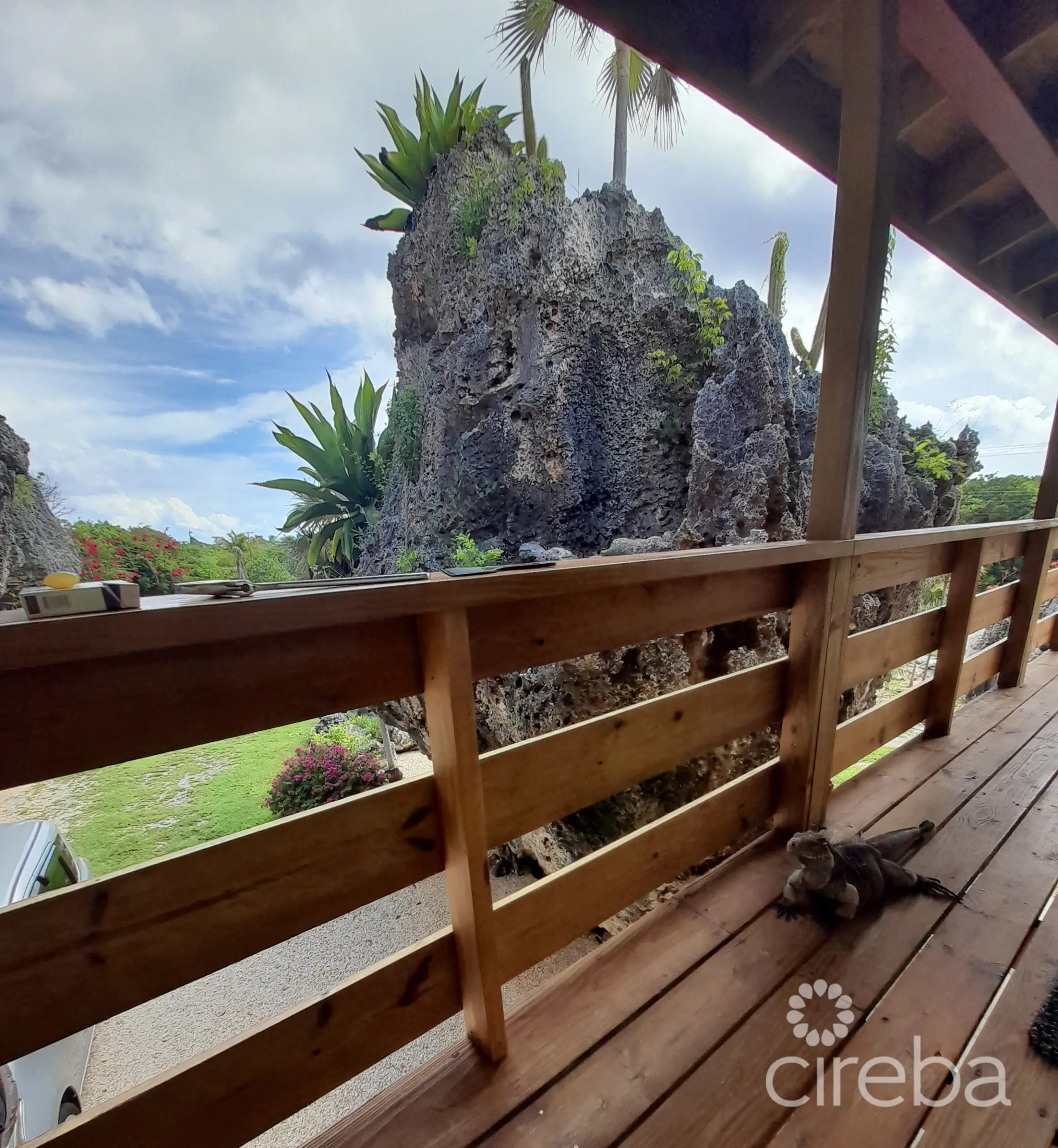 20260529110651 Balcony