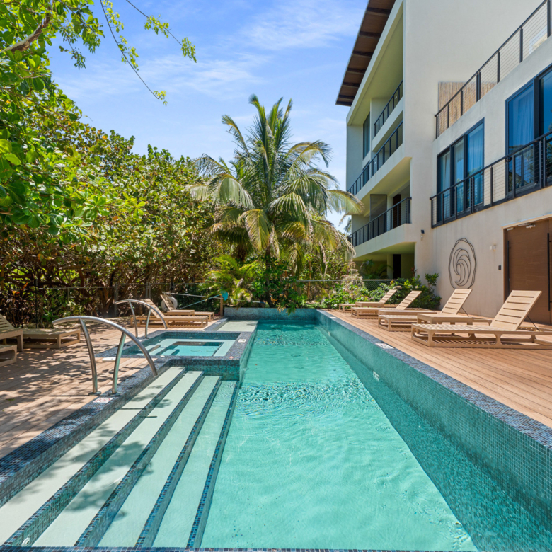 VIDA 104, BOUTIQUE RETREAT