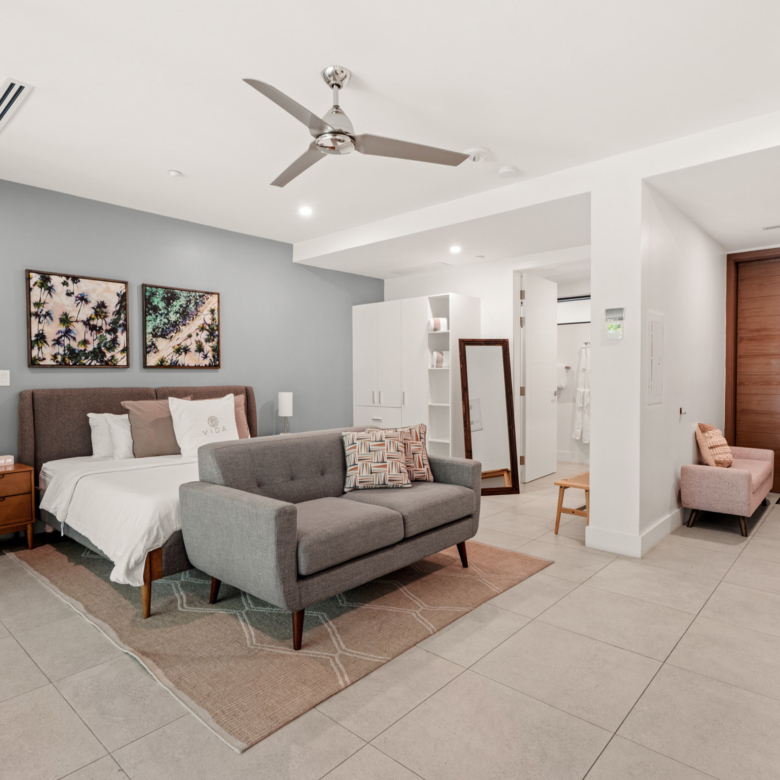 20260604155621 03Nancy Chen Stefan PriorVIDA 104 West Bay CondoProperty Cayman Real Estate