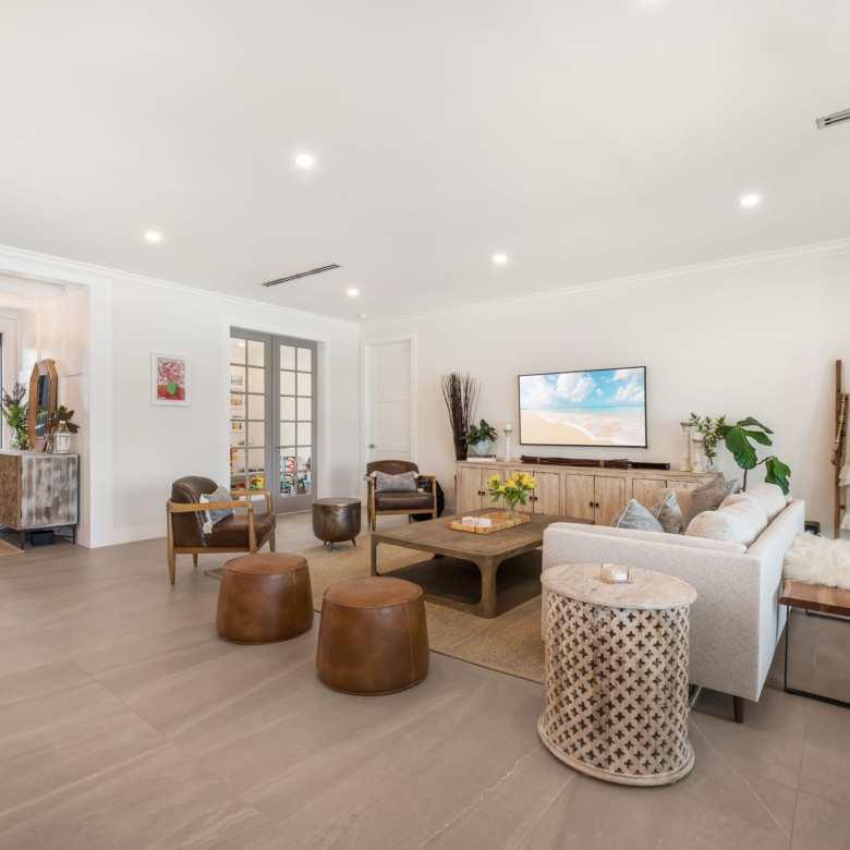 20260610112216 08Stefan PriorCoconut Cove The Shore Property Cayman Real EstateProperty Cayman Real Estate