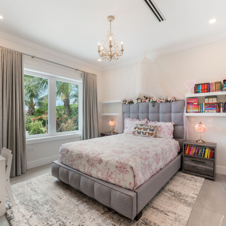 20260610112219 15Stefan PriorCoconut Cove The Shore Property Cayman Real EstateProperty Cayman Real Estate