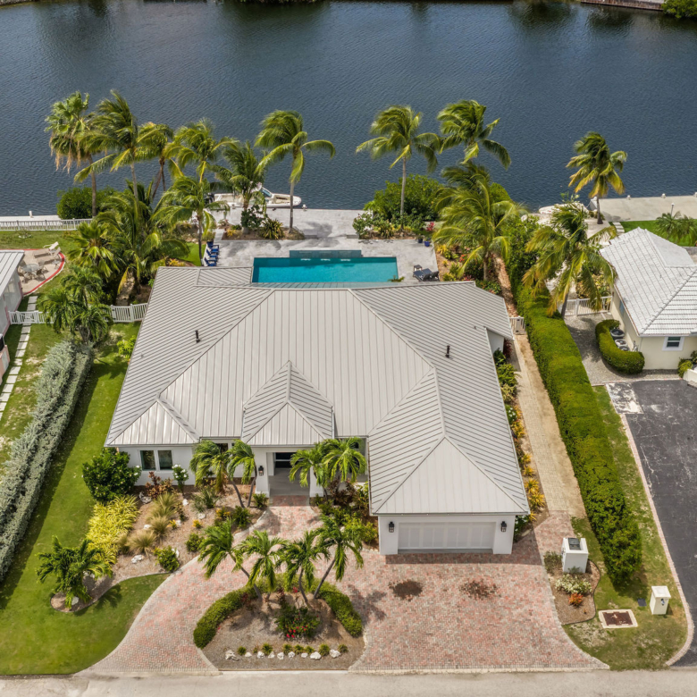 20260610120039 22Stefan PriorCoconut Cove The Shore Property Cayman Real EstateProperty Cayman Real Estate