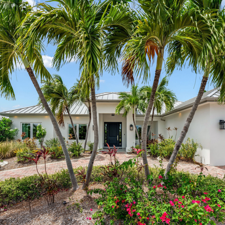 20260610120044 24Stefan PriorCoconut Cove The Shore Property Cayman Real EstateProperty Cayman Real Estate