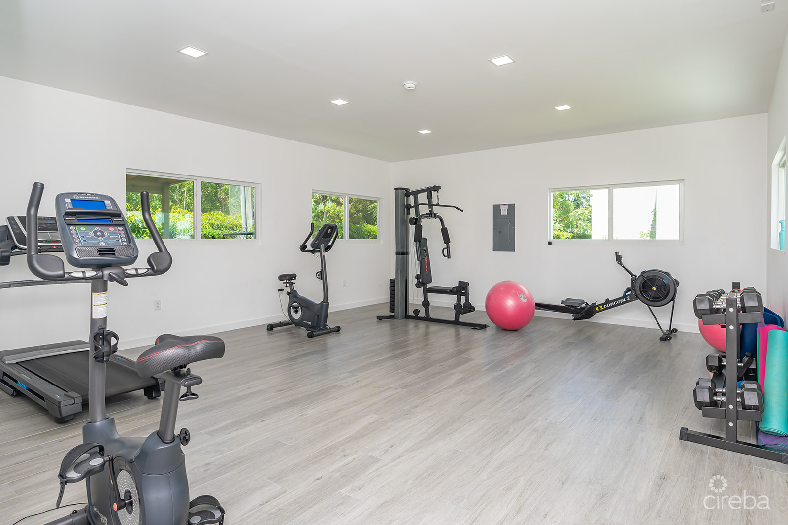 20260617114430 15Gregg ArnoldVivi 8Property Cayman Real Estate
