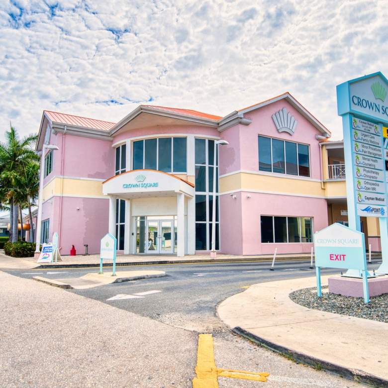 CROWN SQUARE | 16 UNIT COMMERCIAL INVESTMENT OPPORTUNITY