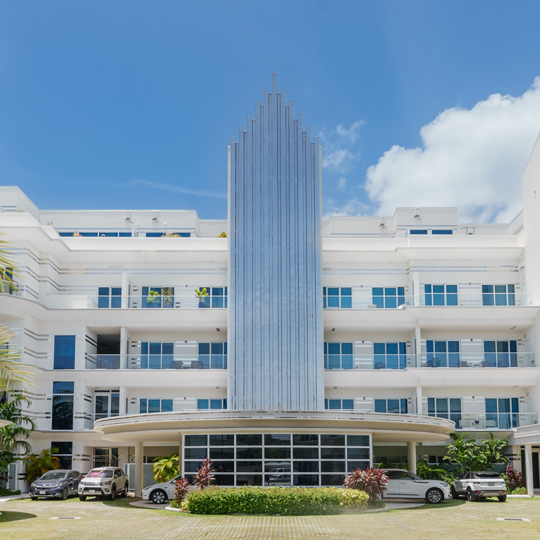 THREE-LEVEL OCEANFRONT FIN PENTHOUSE  #30 PLUS 2 GARAGES