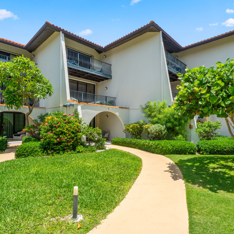 20260716152834 15Kate RyleyVilla Pappagallos 4Property Cayman Real Estate
