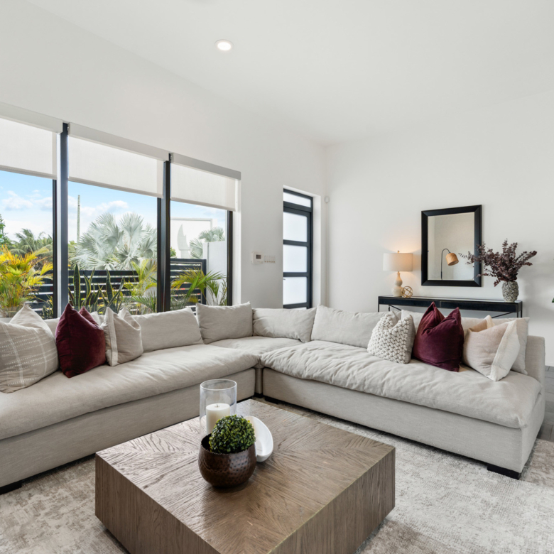 VELA 32, SOUTH SOUND TOWNHOME