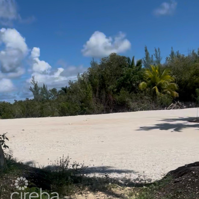 0.57 ACRES DEVELOPMENT LOT – SEAVIEW ROAD
