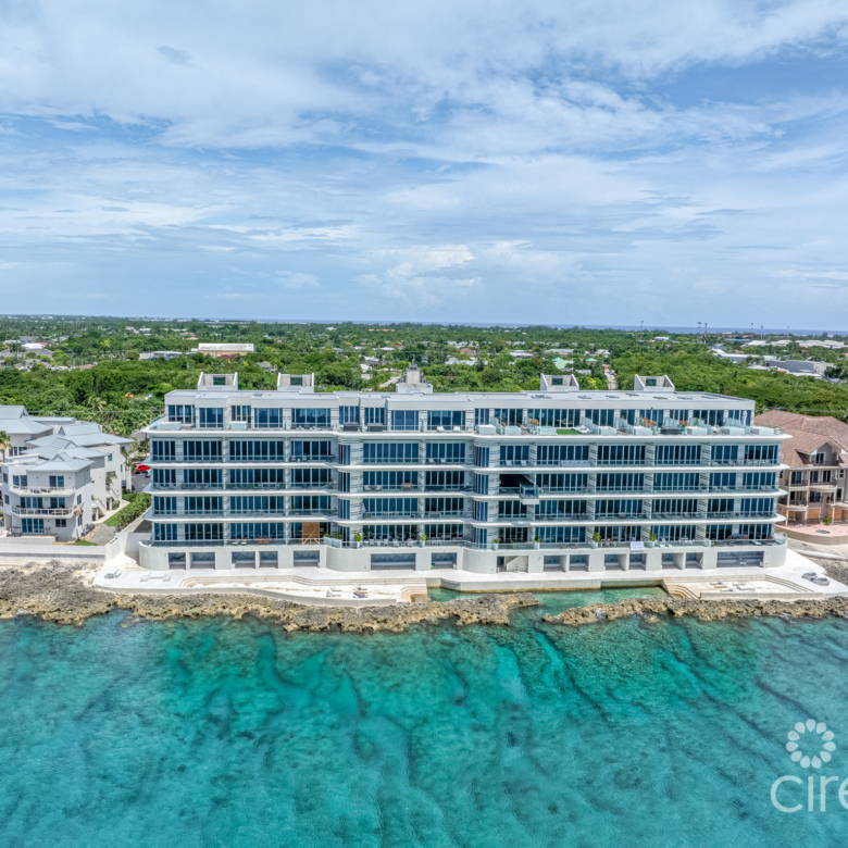 FIN 11 – OCEANFRONT CONDO