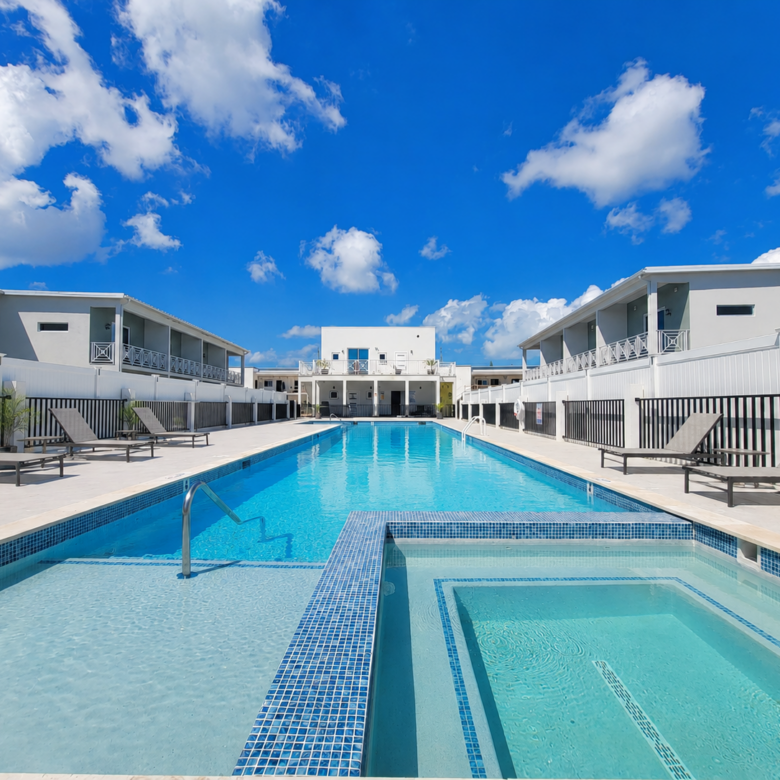 20260728213554 Pool Jacuzzi