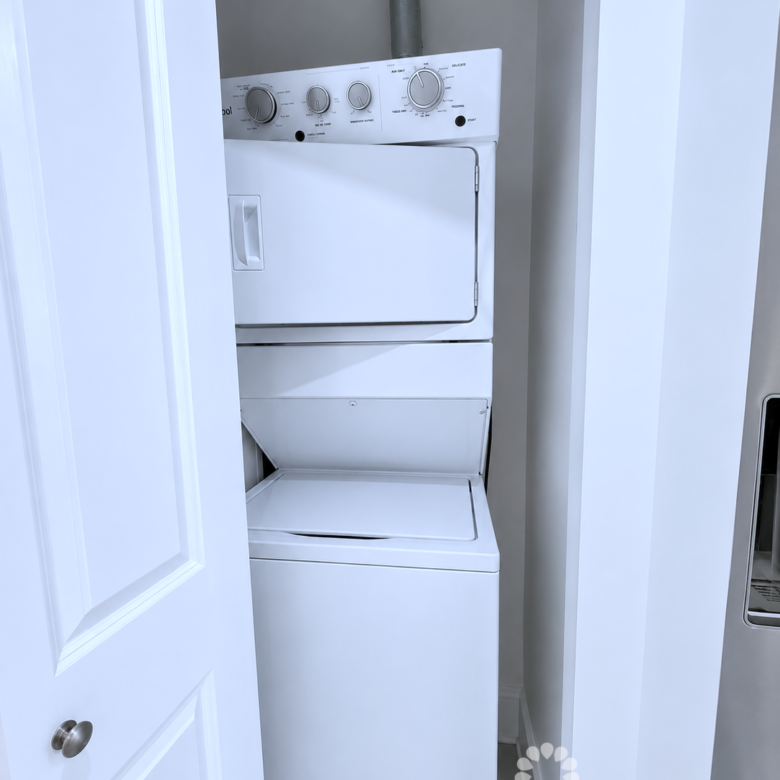 20260808121031 Laundry Closet